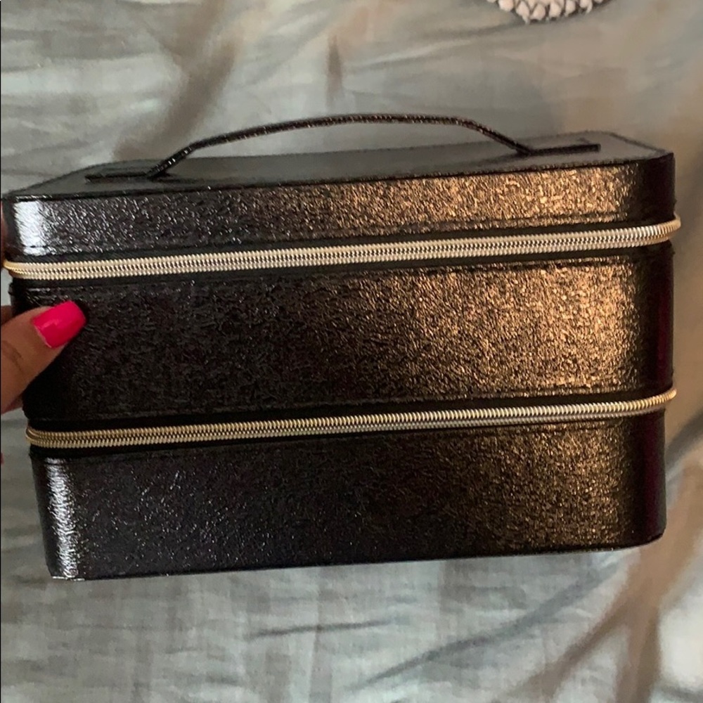 Make up box